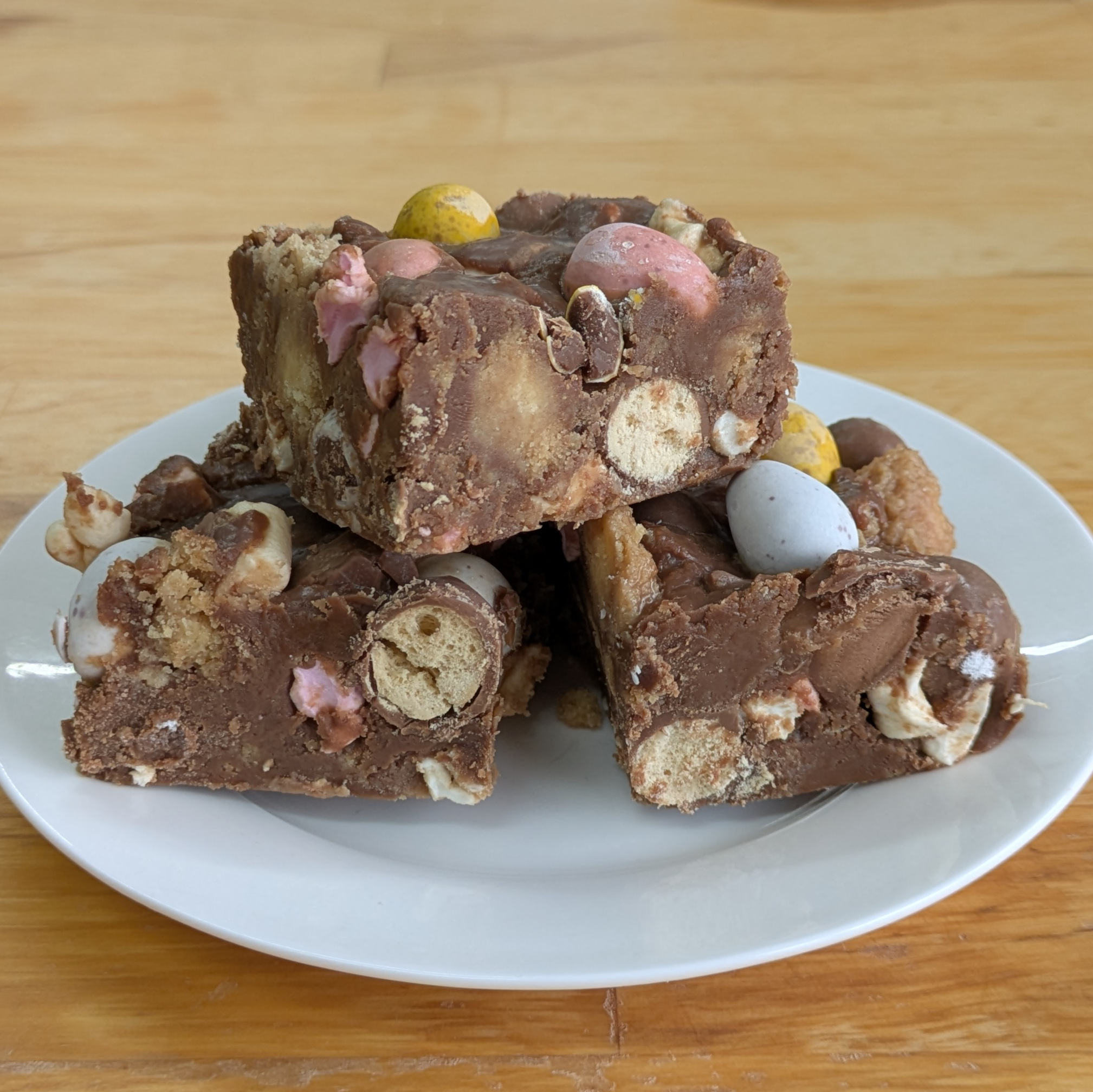 Easter chocolate mini egg rocky road traybake recipe