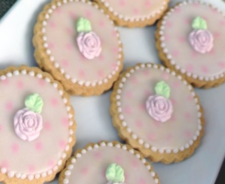 Iced Vanilla Cookies (no spread)