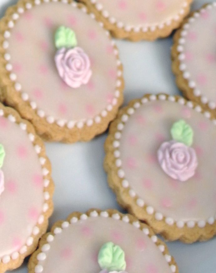 Iced Vanilla Cookies (no spread)
